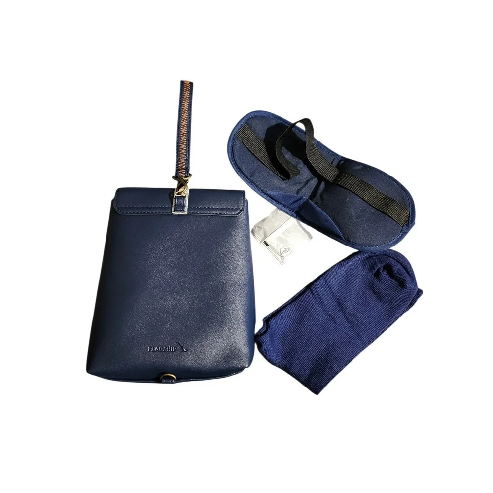 Raven Lily American‎ Airlines Flagship Amenity Kit Pouch Eye Mask Socks